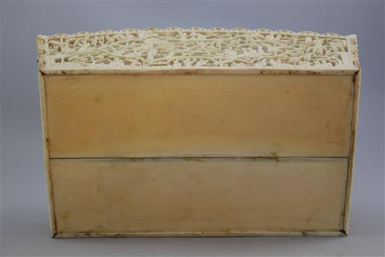 A Chinese export ivory basket, first half 19th century, 21.5cm, reglued